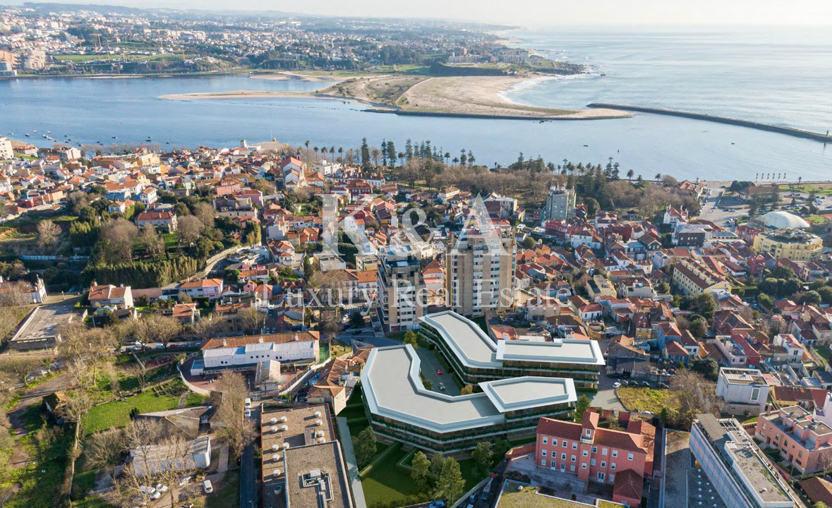 Novo Condomínio no coração da Foz Velha